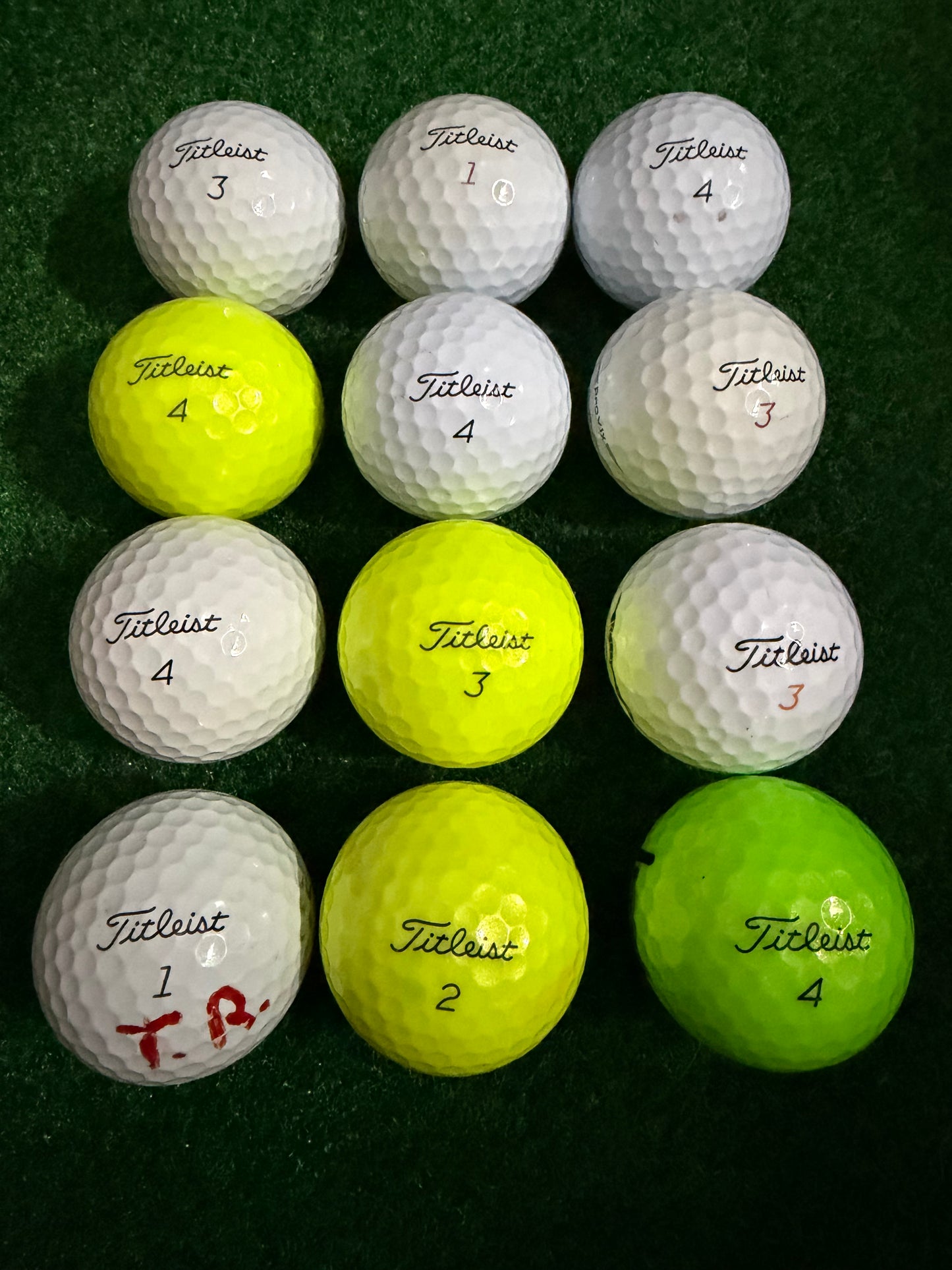 Dozen Titleist proV1